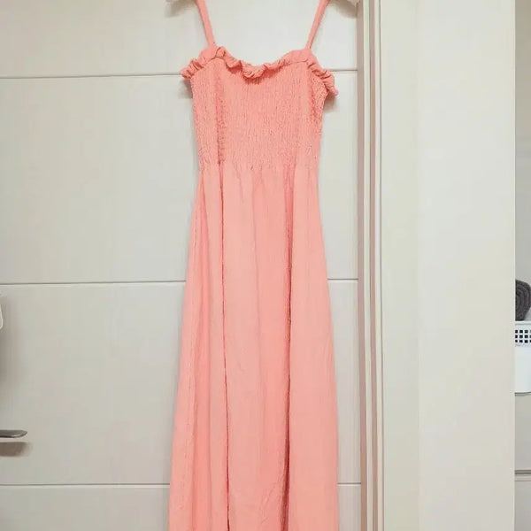 [BUNJANG] H&M Smocked Top String Long Dress / 택있는새옷) H&M 스모크 탑 끈 롱원피스