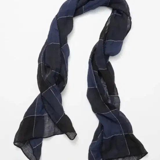[BUNJANG] HAECHI ROOM Checked Linen Scarf Muffler / 해칭룸 체크 스카프 머플러 린넨 블랙 블루