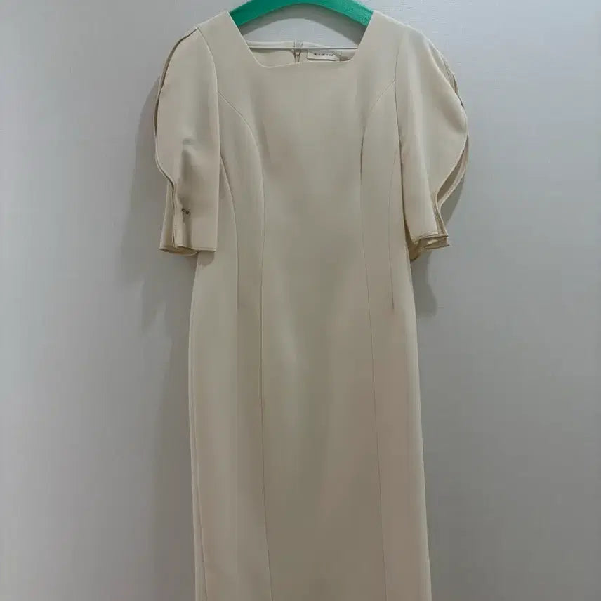 [BUNJANG] Misha Beige Dress / 미샤 베이지 원피스