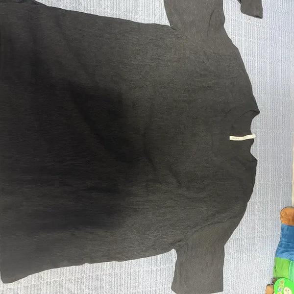 [BUNJANG] Noir Pleats Semi Oversized Half T-shirt Black / 노이어 플리츠 세미 오버핏 하프 티셔츠 블랙 50 판매합니다