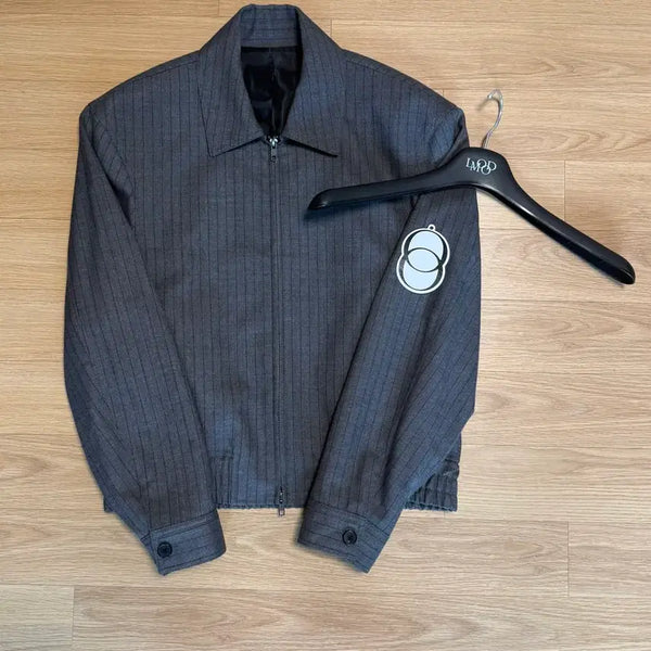 [BUNJANG] Elwood Sartorial Tailored Pinstripe Blouson Jacket / [46] 엘무드 사토리얼 테일러드 블루종 자켓 핀스트라이프