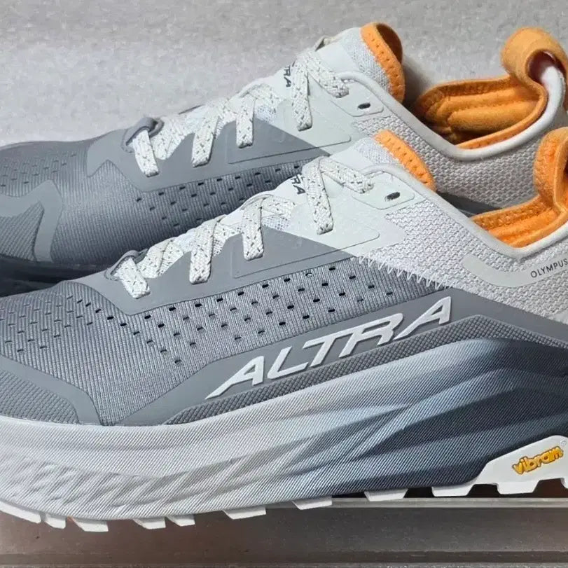 [BUNJANG] Altra Olympus 6 Trail Running Shoes (270) / [미사용] 알트라 ALTRA 올림퍼스6 경등산화 트레킹화 스니커즈 270
