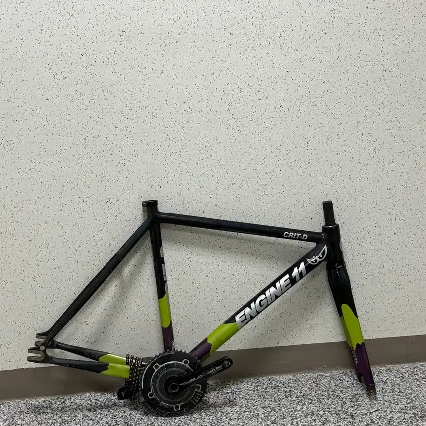 [BUNJANG] Engine11 Poison Green M Size Full Bike / 엔진11 포이즌그린m 반차 상태 좋음