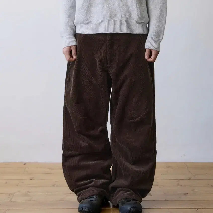 [BUNJANG] The Coldest Moment Mini Logo Corduroy Pants Brown / 더콜디스트모먼트 미니 로고 코듀로이 팬츠 브라운