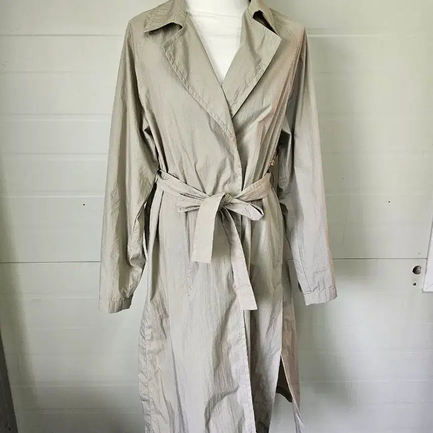 [BUNJANG] Thursday Island Beige Trench Coat / 써스데이아일랜드 트렌치코트
