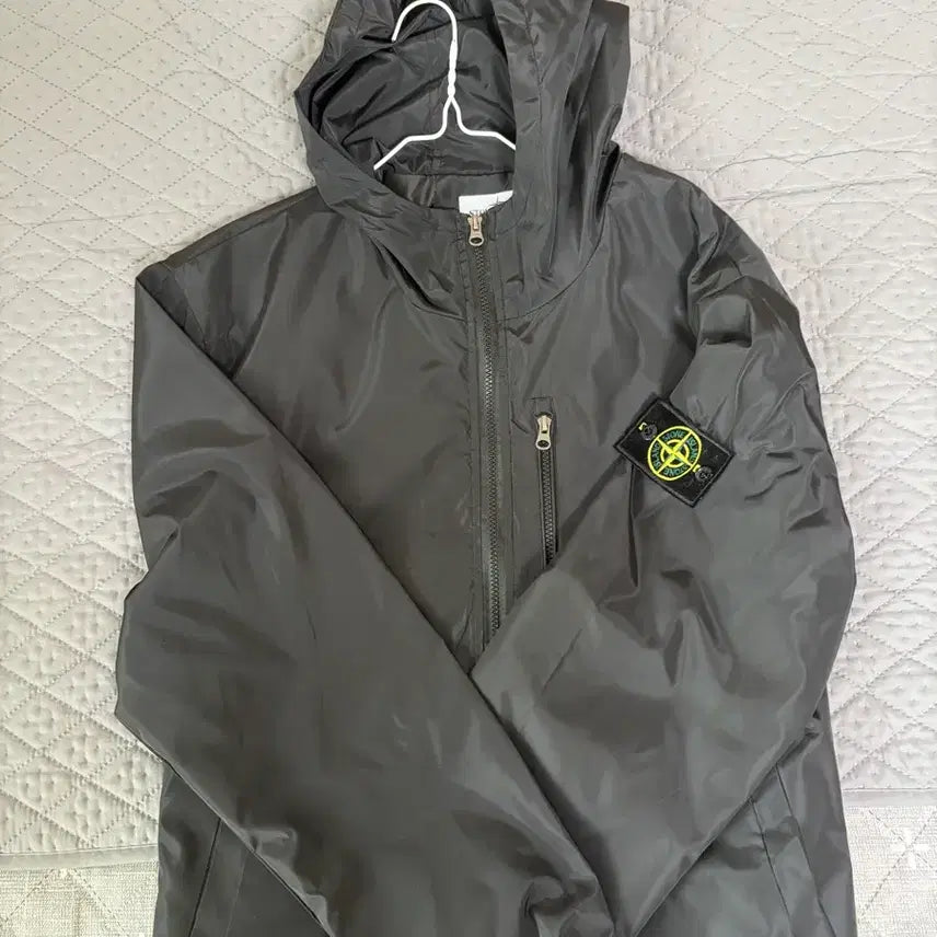 [BUNJANG] Stone Island Windbreaker XL / 스톤아일랜드 바람막이