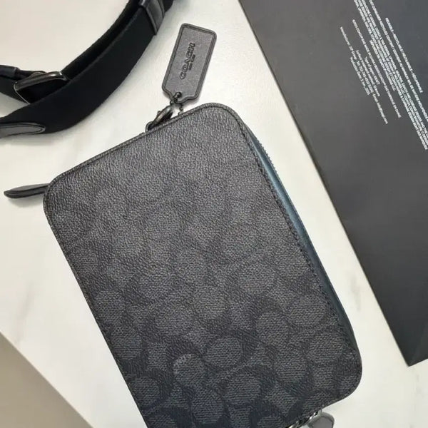 [BUNJANG] Coach Charter Crossbody 19 Signature Canvas / 코치 차터 크로스바디 19인치 시그니처 캔버스