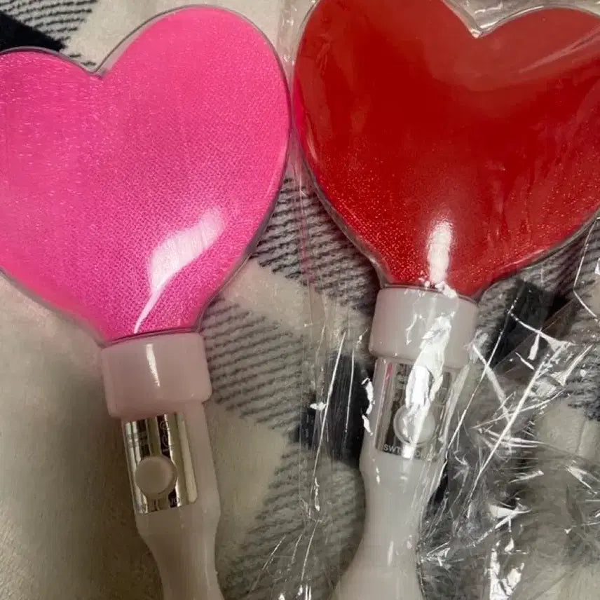 [BUNJANG] AT HEART Cheer Stick Bundle Set / 앳하트 응원봉 일괄