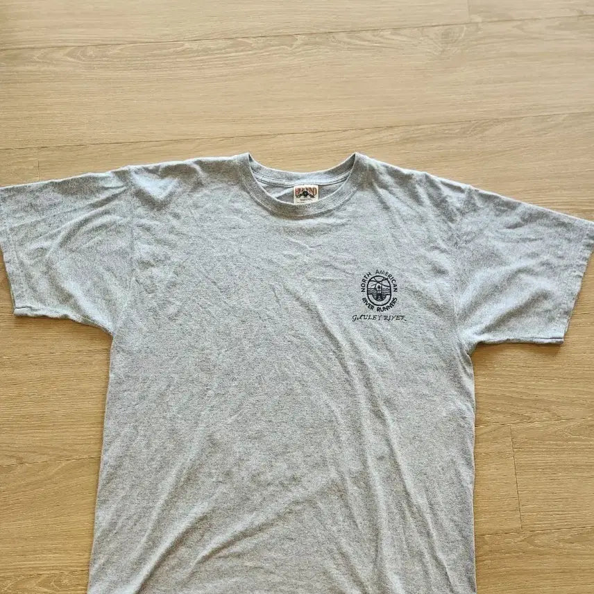 [BUNJANG] Highwind Production "The Glowly River" T-Shirt XL / 하이와인드 프로덕션 그울리 리버 반팔티 XL