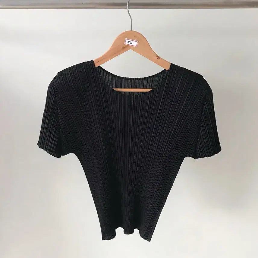[BUNJANG] Issey Miyake Pleats Short Sleeve Top / 이세이미야케 플리츠 반팔 탑