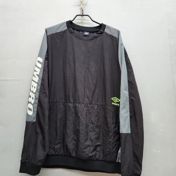 [BUNJANG] Umbro Logo Side Lettering Windbreaker Warm-up Jacket 2XL / 엄브로 로고/사이드레터링 바람막이 웜업 95(2XL)