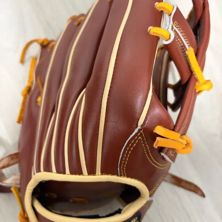 [BUNJANG] Fandom Infielder Glove / 팬덤 내야수 글러브