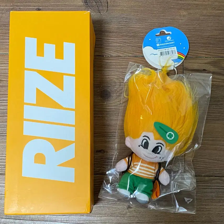 [BUNJANG] RIIZE Cheering Rod & Troll Doll Bundle Set / 라이즈 응원봉 및 인형