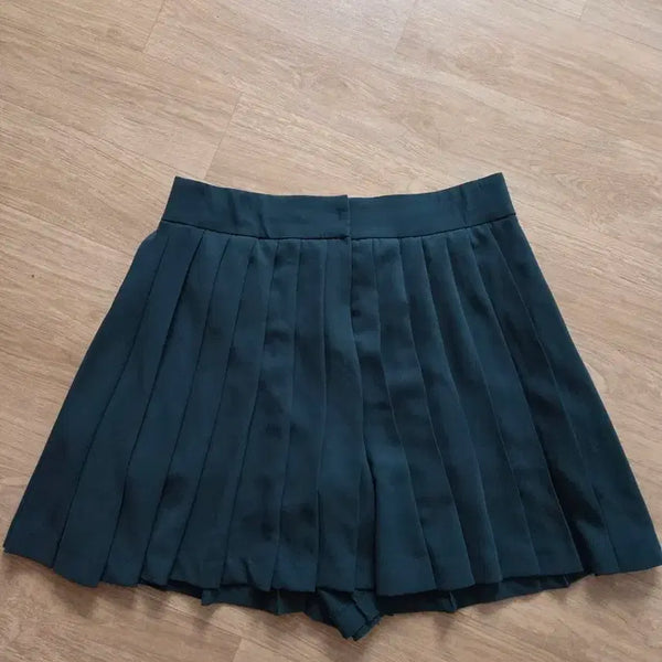 [BUNJANG] Pleated Skort (XS) / 골프치마반바지 xs