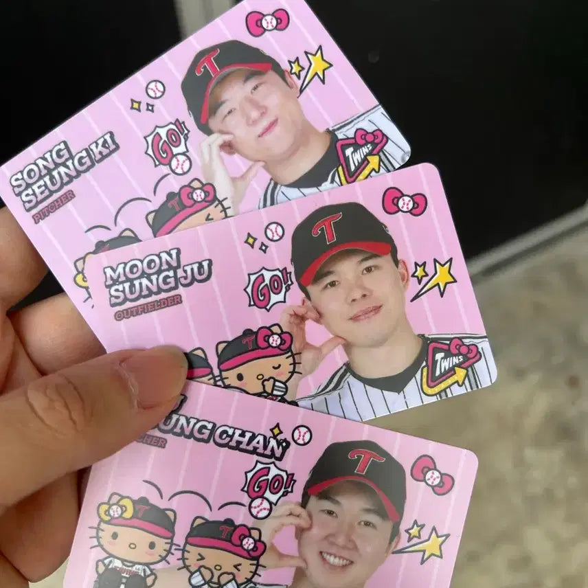 [BUNJANG] LG Twins Tanning Kitty Photocard / 엘지트윈스 포카 LG트윈스 태닝키티 포토카드 정가양도