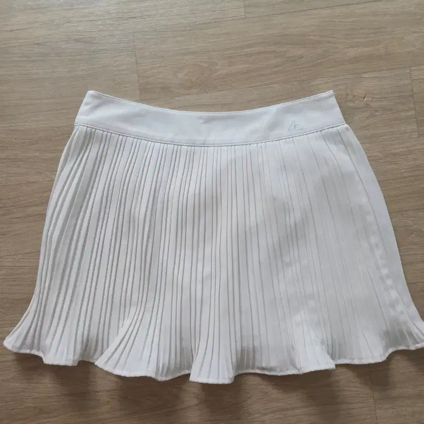 [BUNJANG] Le Coq Sportif Pleated Skirt Size 64 / 르꼬끄 주름스커트 64사이즈