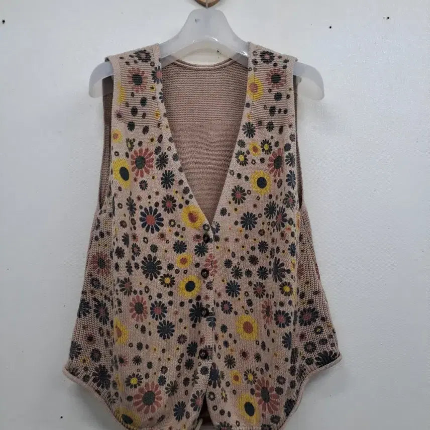 [BUNJANG] Floral Knit Vest / 꽃무늬 니트조끼99