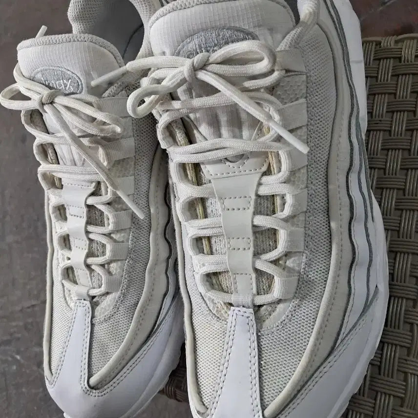 [BUNJANG] Nike Air Max 95 White Shoes / 나이키 에어맥스 95 화이트10.5 280