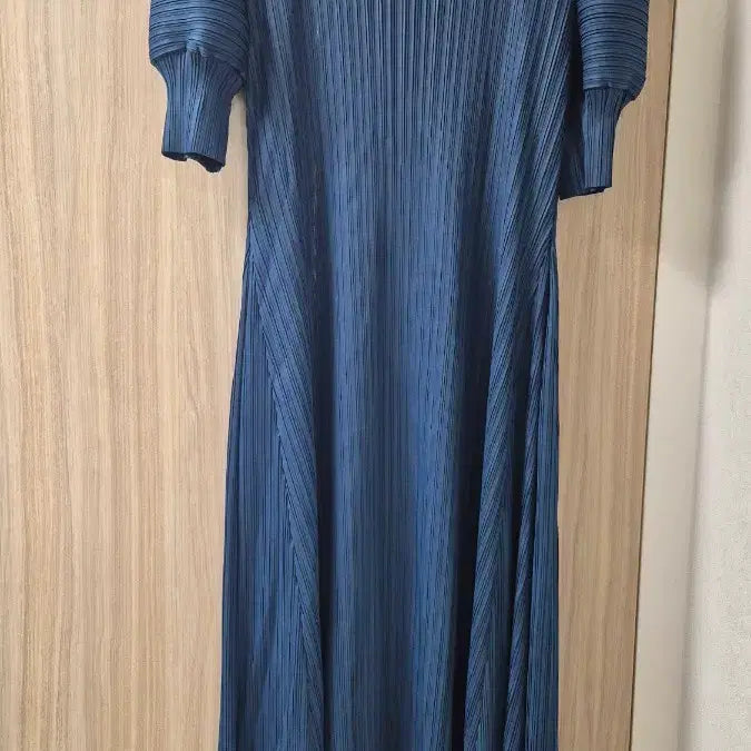 [BUNJANG] Pleated Long Dress / 플리츠롱원피스
