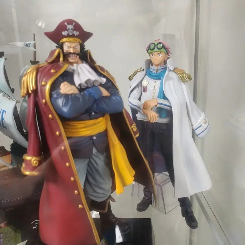 [BUNJANG] One Piece Ichiban Kuji Gold Roger & Coby Figure / 원피스 제일복권 골드 로저 코비 피규어