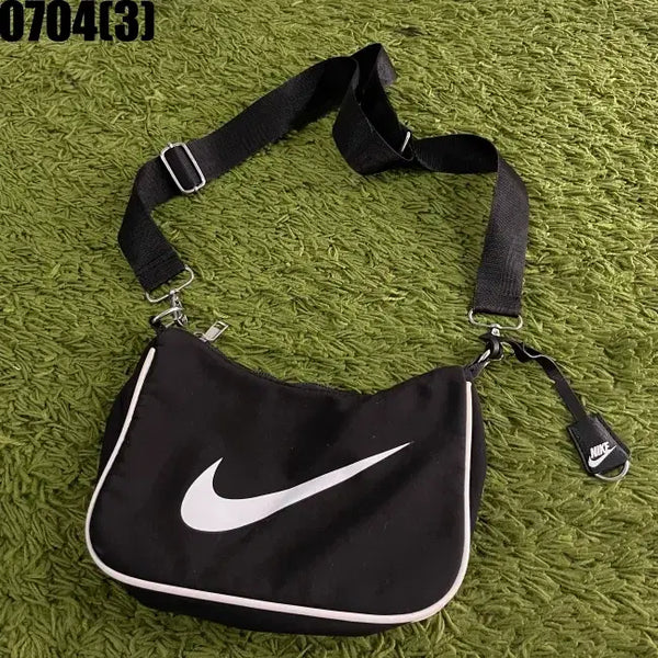 [BUNJANG] Nike Crossbody Bag / 나이키 크로스백