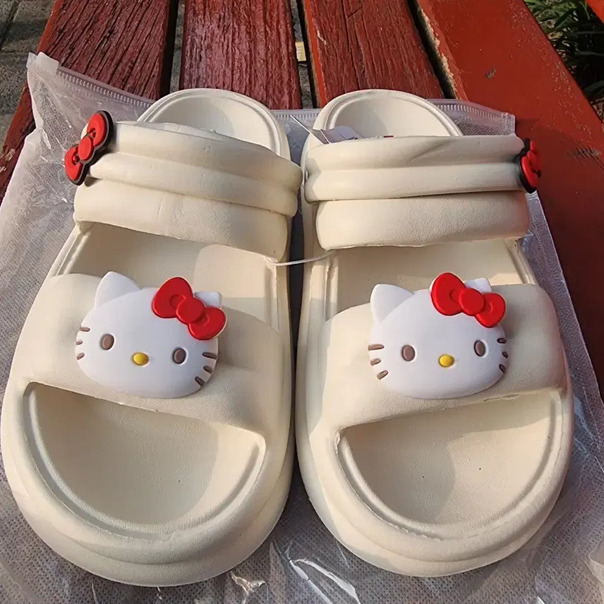 [BUNJANG] Hello Kitty Sandals Slippers Size 250 / 헬로키티 샌들 슬리퍼 250