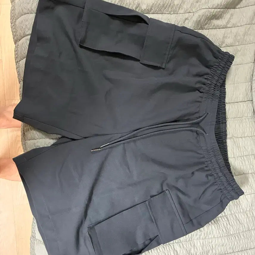 [BUNJANG] Seven Cella Cargo Wide Shorts / 세븐셀라 카고 와이드반바지