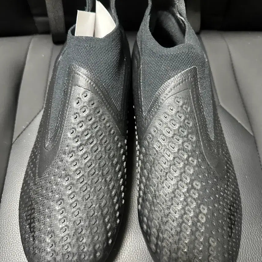 [BUNJANG] Adidas GW4558 Soccer Cleats / 아디다스 GW4558 축구화