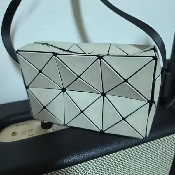 [BUNJANG] Bao Bao Quad Bag Ivory / 바오바오 백 쿼드백 아이보리