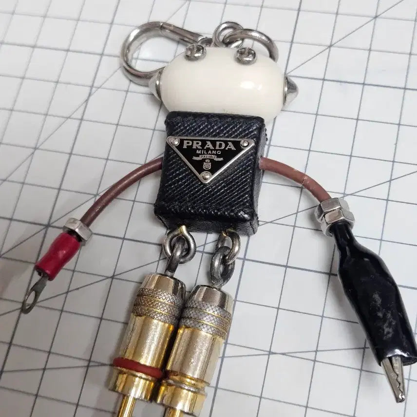 [BUNJANG] Prada Robot Keyring / 정품>프라다 로봇 키링