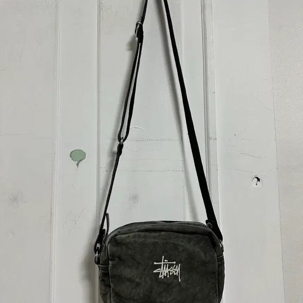 [BUNJANG] Stüssy Canvas Side Pouch One Size / 스투시 캔버스 사이드 파우치