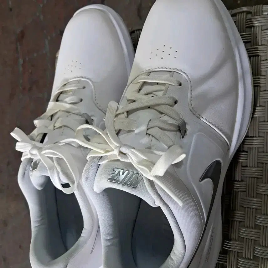 [BUNJANG] Nike Golf Shoes / 나이키 골프화  245/250