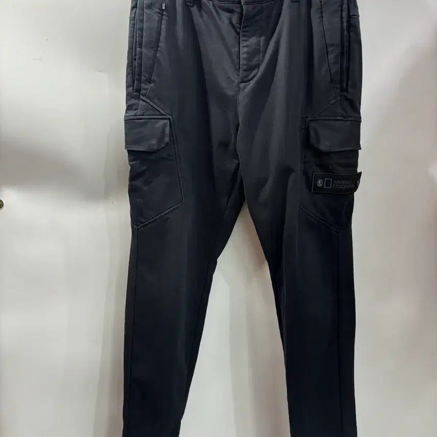 [BUNJANG] National Geographic Black Cargo Pants (Functional) / [86호/M] 내셔널지오그래픽 블랙 카고 팬츠 (기능성 팬츠) 3.9