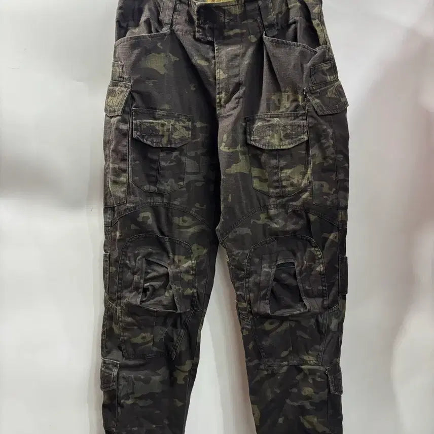 [BUNJANG] EmersonGear Tactical Cargo Pants Multicam Black 32W / [32] 에머슨기어 택티컬 팬츠 멀티캠블랙 카고바지 2.9