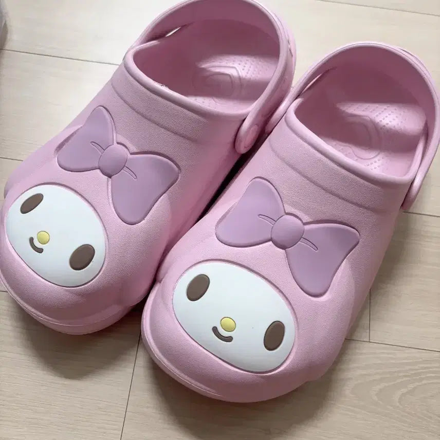 [BUNJANG] Sanrio My Melody Crocs Shoes / 마멜크록스 마이멜로디 크록스 팝니다
