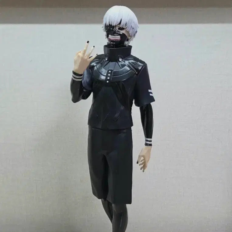 [BUNJANG] Tokyo Ghoul Ken Kaneki Figure / 도쿄구울 카네키 켄 피규어