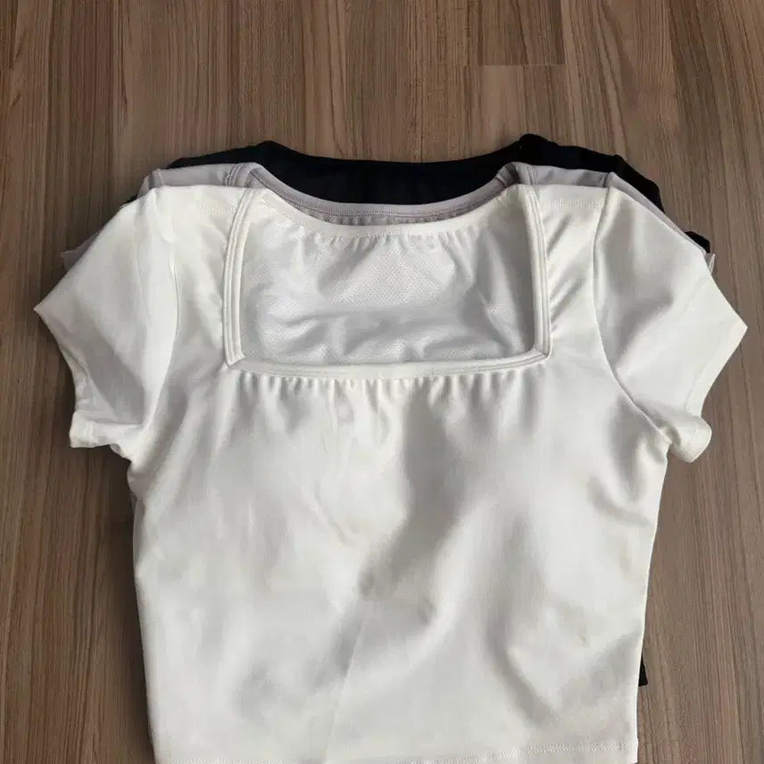 [BUNJANG] Jessi Mix Gela Intention Wide Square Crop Top Set (White, Black, Gray) / 제시믹스 젤라 인텐션 와이드 스퀘어 크롭탑 3개
