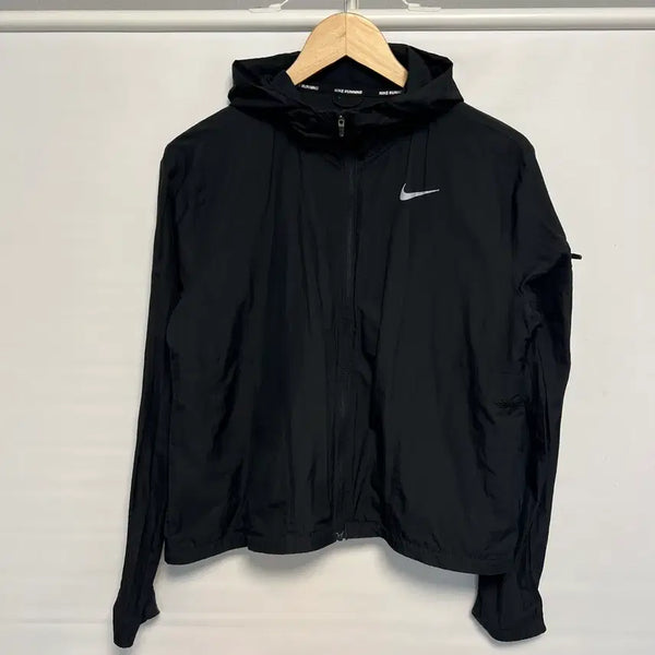 [BUNJANG] Nike Swoosh Running Lightweight Windbreaker (Women's M) / [정품/우먼스M] 나이키 스우시 런닝 블랙 경량 바람막이