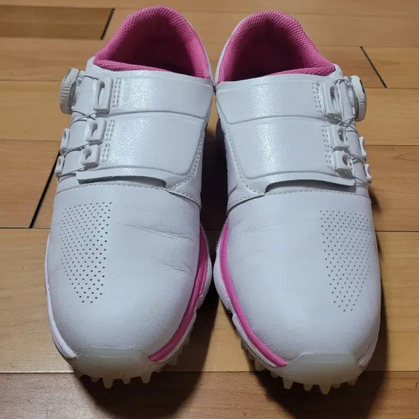 [BUNJANG] Callaway New Hyper Chev BOA Women's Golf Shoes (235mm) / 캘러웨이 뉴 하이퍼쉐브 BOA 여성 골프화(235mm)