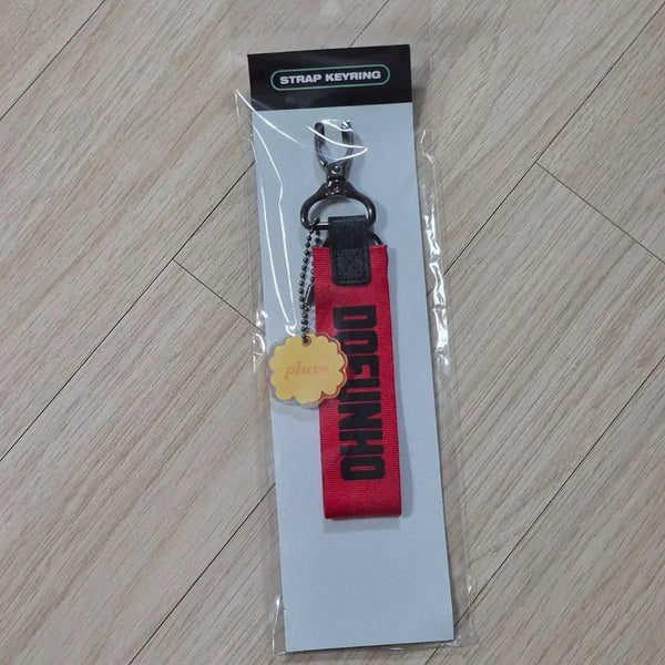 [BUNJANG] Playve Eunho Strap Keychain (Sealed) / [미개봉] 플레이브 스트랩 키링 은호 새상품