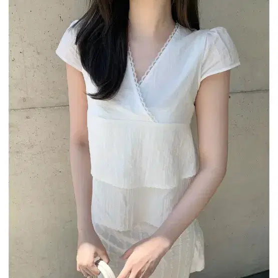 [BUNJANG] Soye Ruffle Blouse - New with Tags / 시착새상품/택O) 소에 러플 블라우스