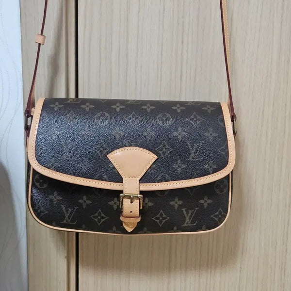 [BUNJANG] Louis Vuitton Solrone Monogram Canvas Shoulder Bag / 루이비통 소론느