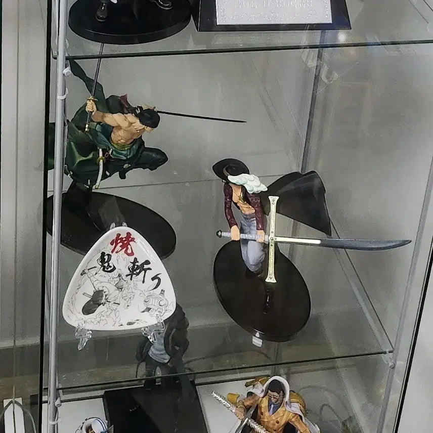 [BUNJANG] One Piece BWFC Mihawk Zoro Figure / 원피스 BWFC 미호크 조로 피규어