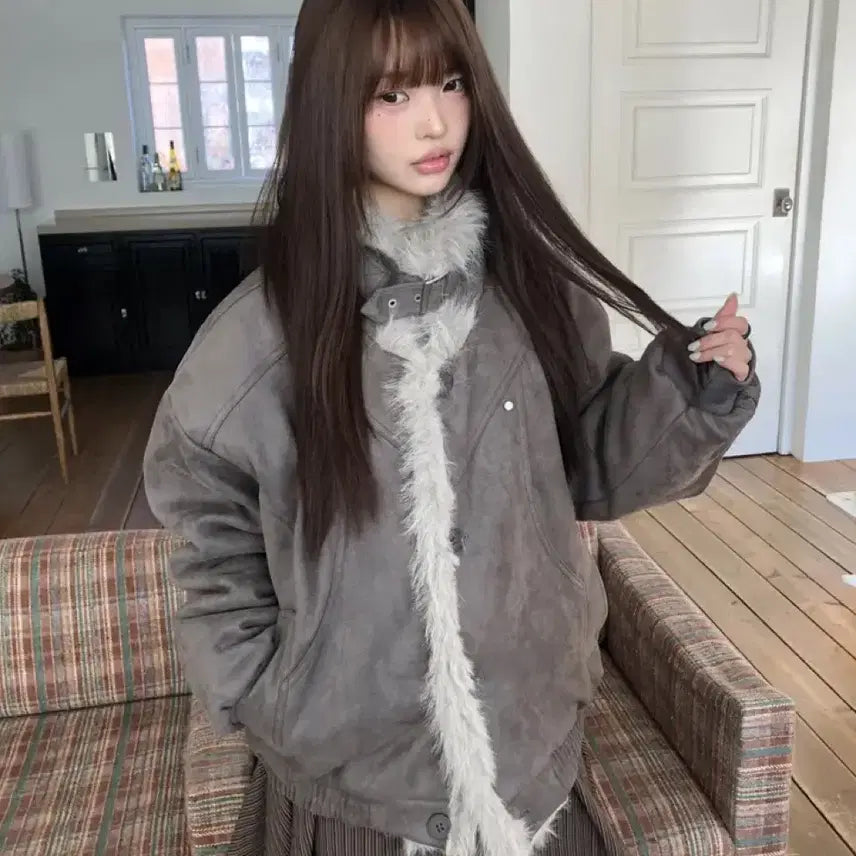 [BUNJANG] Wonder Wonder Deen Highneck Padded Fur Suede Mustang Jumper - Gray / 원더원더 드엔 하이넥 누빔 퍼 스웨이드 무스탕 점퍼 그레이