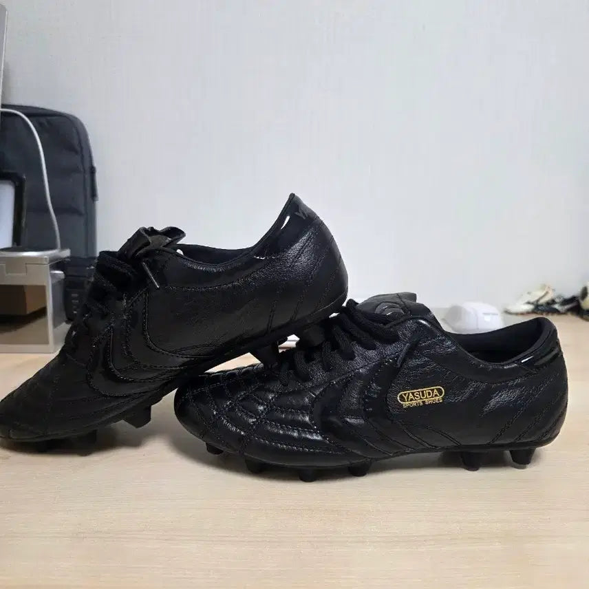 [BUNJANG] Yasuda Regaresta Pro 265 All Black Leather Football Boots / 야스다 리가레스타프로 265 올블랙