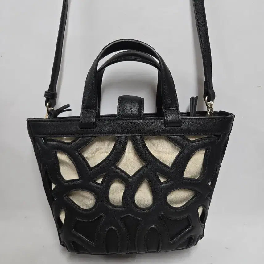 [BUNJANG] Zara Cutwork Mini Tote Crossbody Bag / 자라 컷워크 미니 토트크로스백