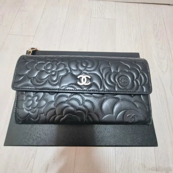 [BUNJANG] Chanel Camellia Long Wallet Black Leather / 정품 샤넬 까멜리아 장지갑