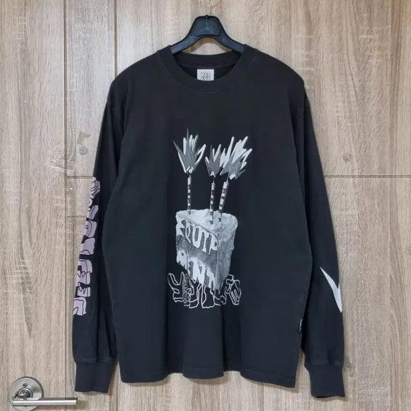 [BUNJANG] YESSEESEO Charcoal Long Sleeve T-Shirt / 예스아이씨 롱슬리브 긴팔티