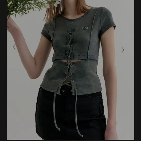 [BUNJANG] YUSE Cutout Washed Lace-Up Short Sleeve T-Shirt Free Size / YUSE 유스 컷아웃 워싱 레이스업 반팔 Free _ 여성