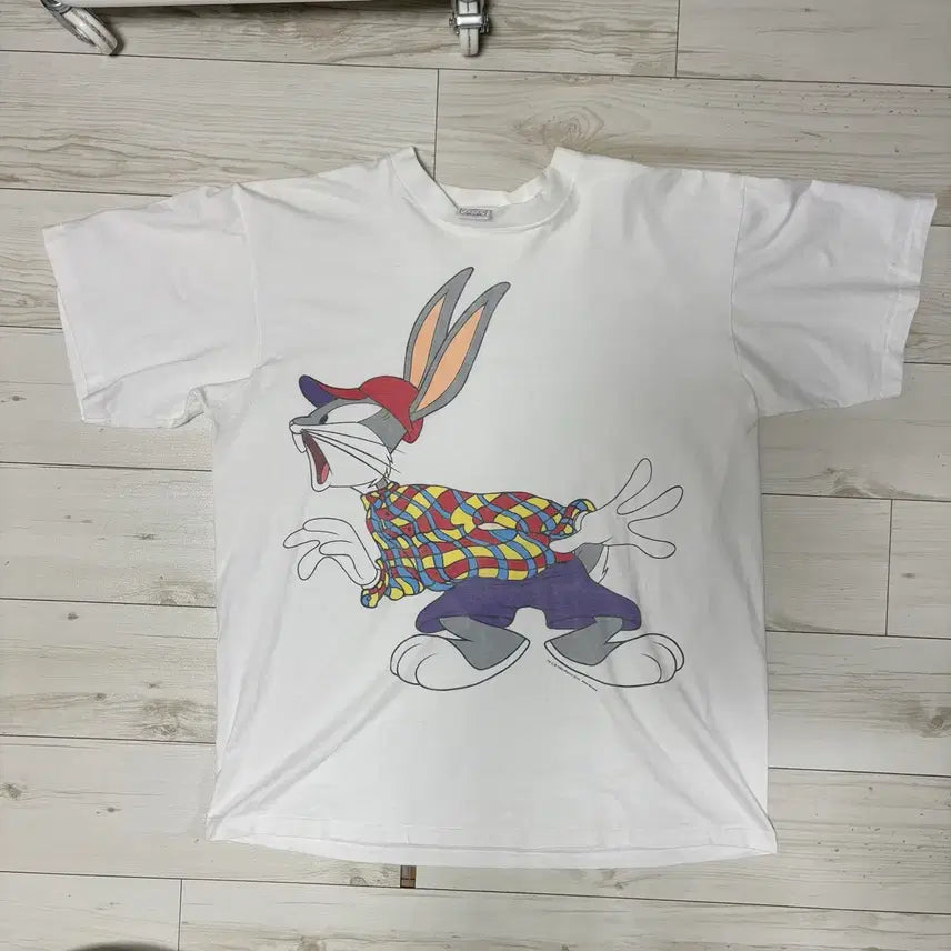 [BUNJANG] 90s Looney Tunes Bugs Bunny Vintage T-Shirt USA XL / 90s 루니툰 벅스버니 빈티지 티셔츠 싱글스티치 USA XL